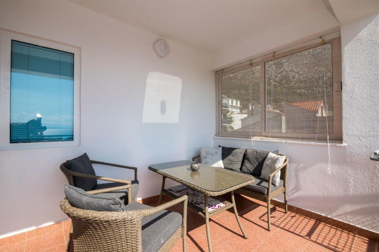 Apartments Tolj Игране Экстерьер фото