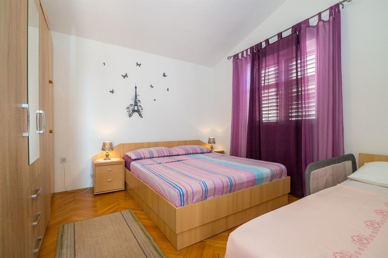 Apartments Tolj Игране Экстерьер фото